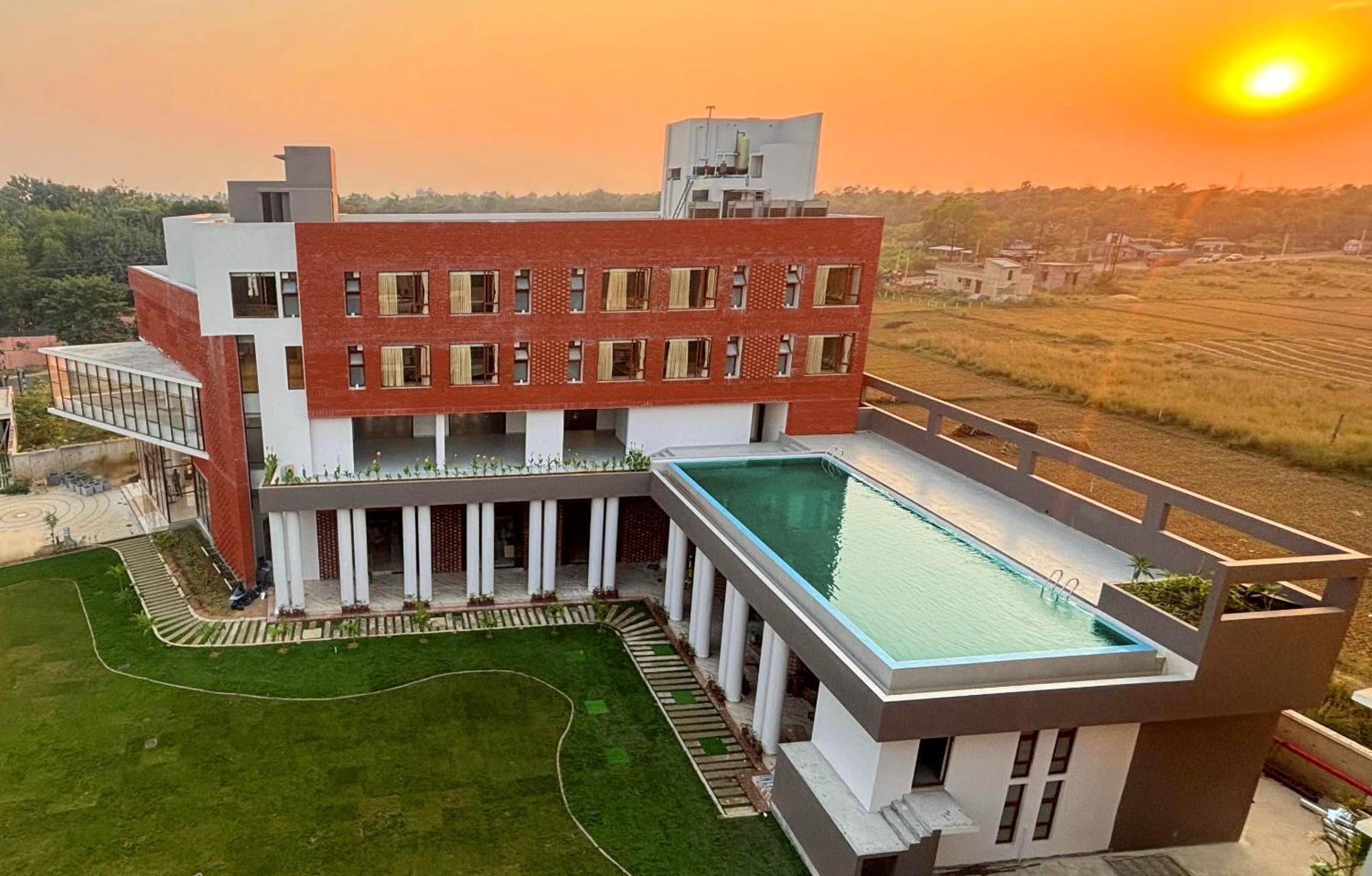 The Pearl Club Resort Shānti Niketan 외부 사진