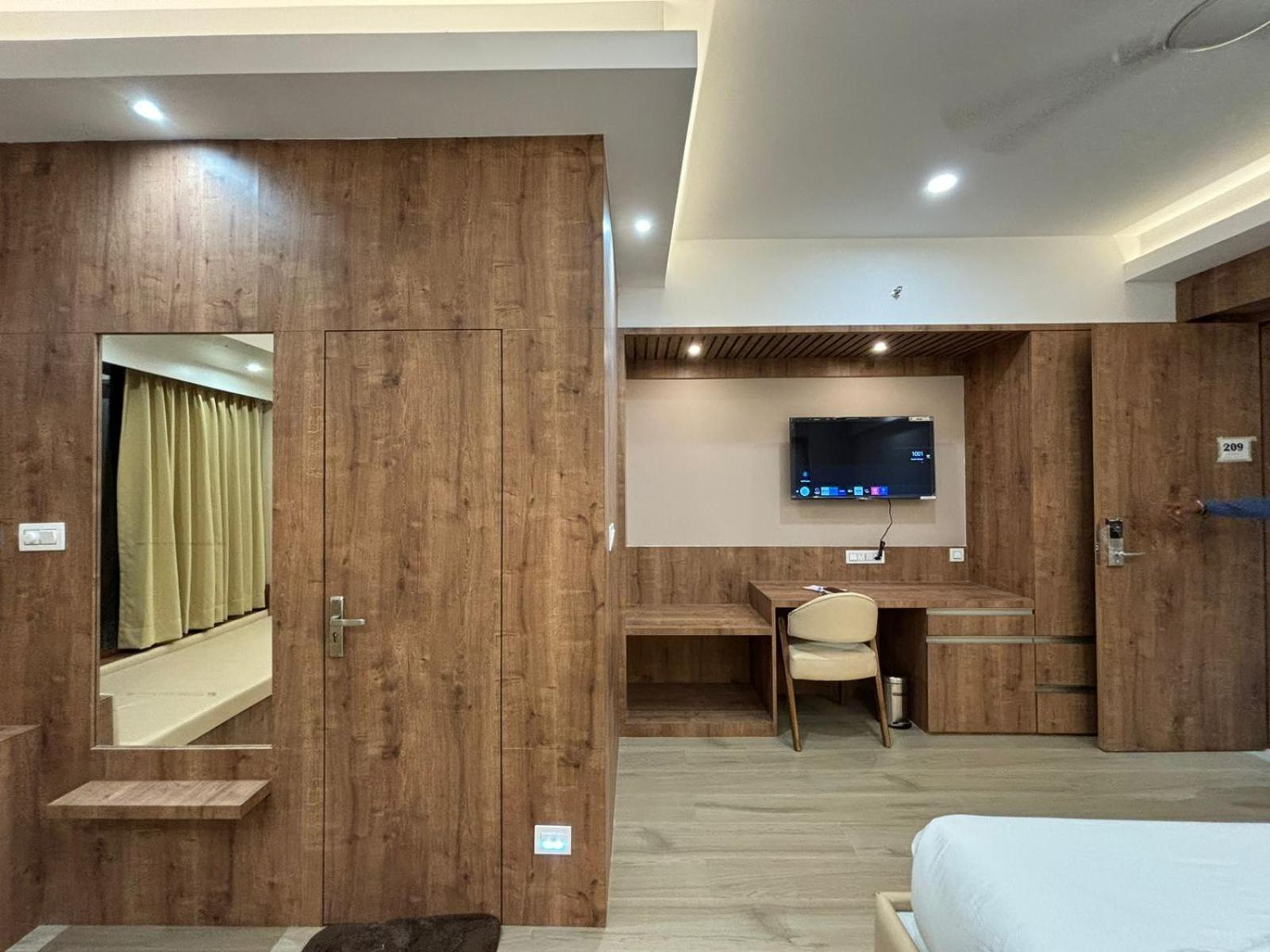 The Pearl Club Resort Shānti Niketan 외부 사진