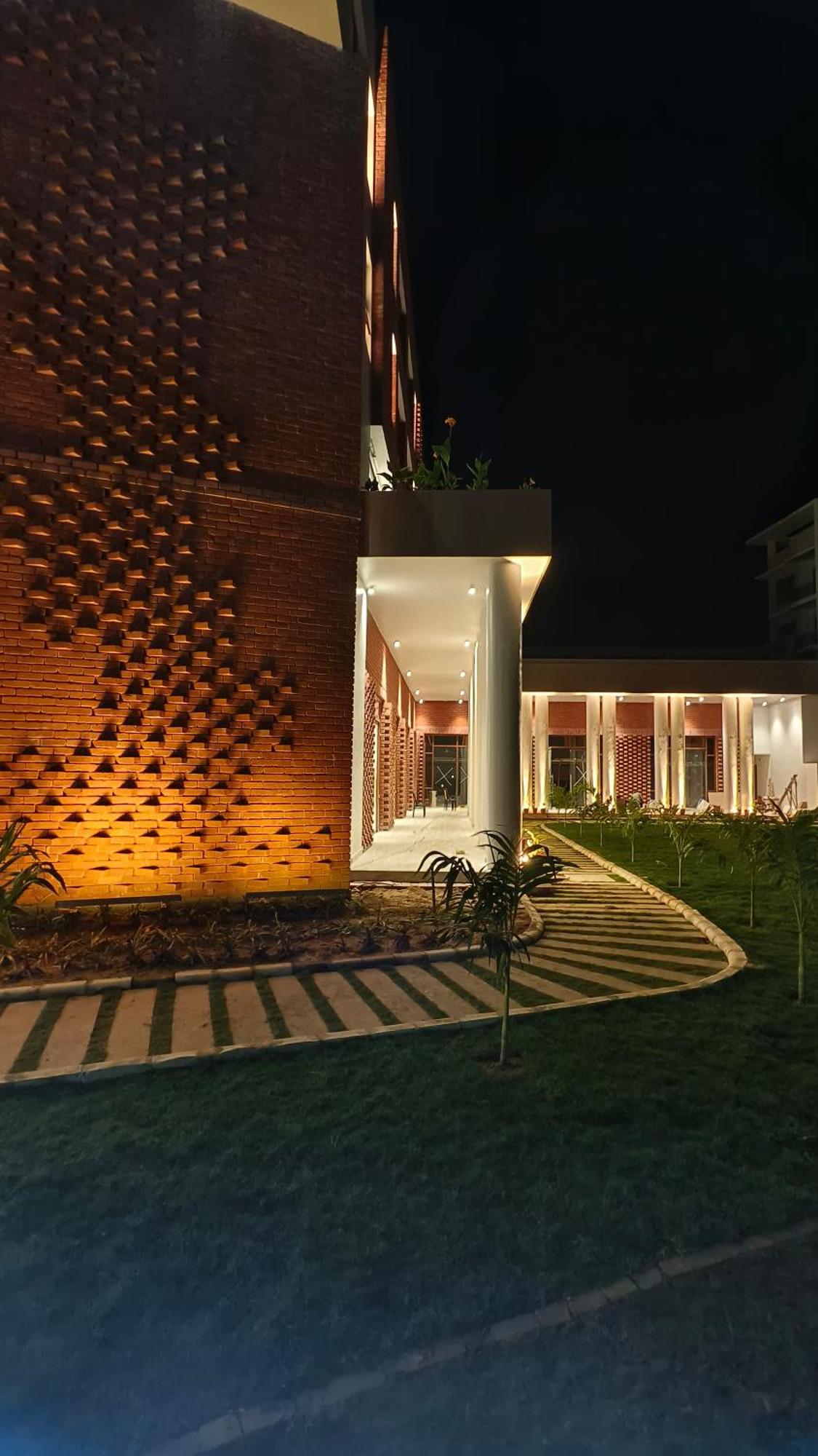 The Pearl Club Resort Shānti Niketan 외부 사진